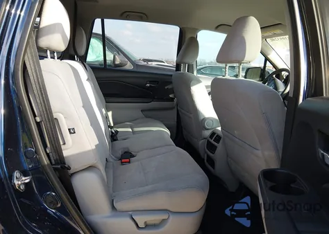 2017 Honda Pilot Ex z USA, uszkodzony, nr VIN 5FNYF5H37HB004301